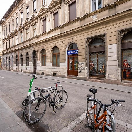 D24 - Historic Quarter Design Loft - Best Location By Bqa Budapesta Exterior foto