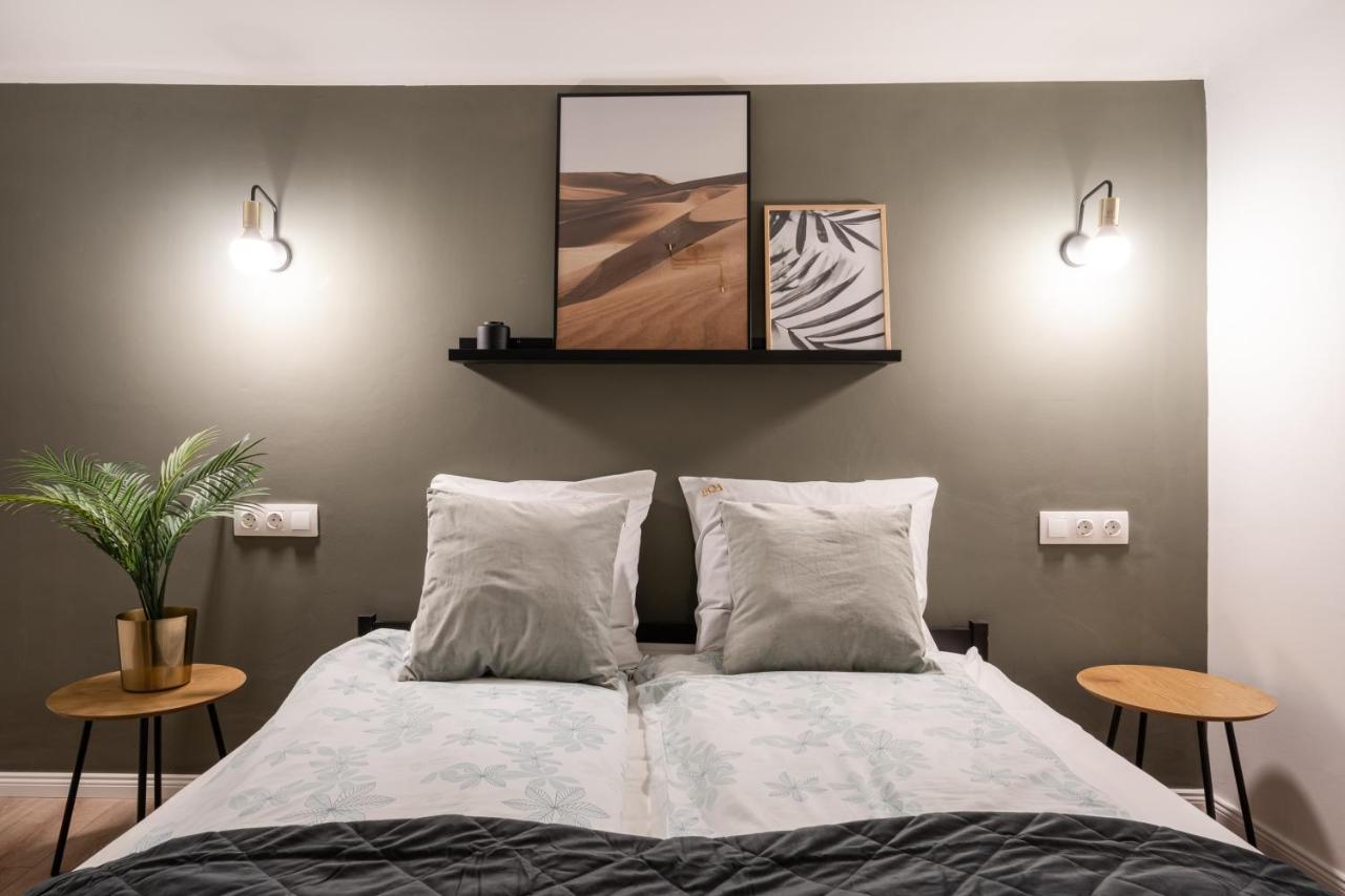 D24 - Historic Quarter Design Loft - Best Location By Bqa Budapesta Exterior foto
